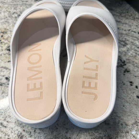 Lemon Jelly Slip-On Slides White Platform - Picture 5 of 10